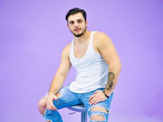 Pics show AlexWithers