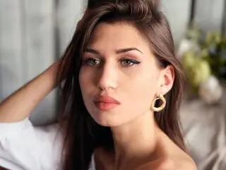 Jasminlive livejasmine AliceHolyer