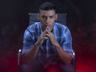 Jasmin recorded DannyMaster
